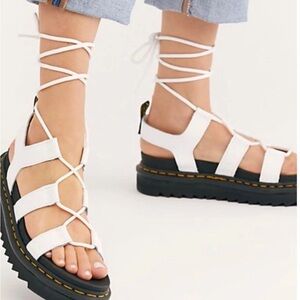 Dr. Marten Nartilla flatform sandals